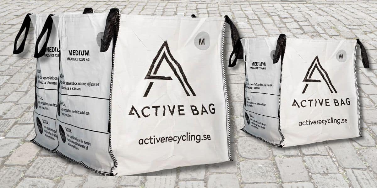Tre storsäckar från Active Recycling – Active Bag medium med maxvikt 1250 kg. Används för byggavfall och trädgårdsrensning.